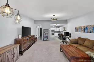 3184 S Heather Gardens Way, Aurora, CO 80014 - Photo 12