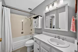 3184 S Heather Gardens Way, Aurora, CO 80014 - Photo 18