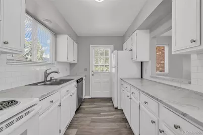 129 Eaton Court, Lakewood, CO 80226 - Photo 18