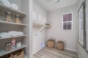 21835 E 51st Dr, Aurora, CO 80019 - Photo 16