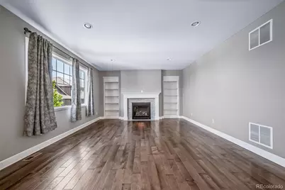7720 S Queensburg Way, Aurora, CO 80016 - Photo 8