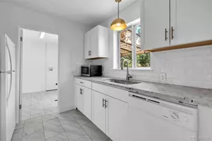 2270 Poplar St, Denver, CO 80207 - Photo 14