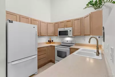 18388 E Eldorado Place #F, Aurora, CO 80013 - Photo 2