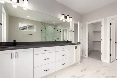 5611 Wheaton Avenue, Longmont, CO 80503 - Photo 24