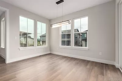 5611 Wheaton Avenue, Longmont, CO 80503 - Photo 10