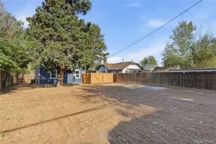 1334 Havana St, Aurora, CO 80010 - Photo 22