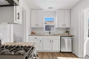 1334 Havana St, Aurora, CO 80010 - Photo 8