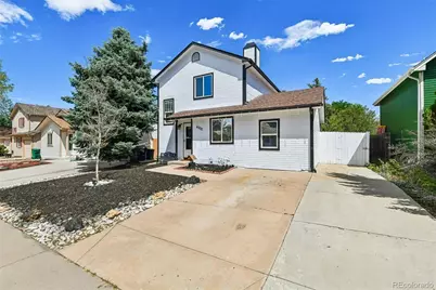 4502 S Pagosa Circle, Aurora, CO 80015 - Photo 2