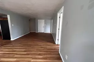 1720 Chester St, Aurora, CO 80010 - Photo 8