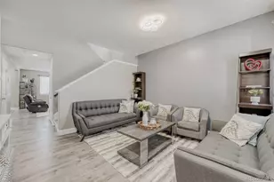 6331 N Dunkirk Ct, Aurora, CO 80019 - Photo 4