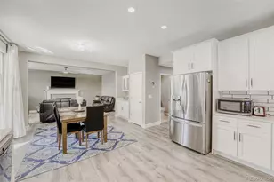 6331 N Dunkirk Ct, Aurora, CO 80019 - Photo 8