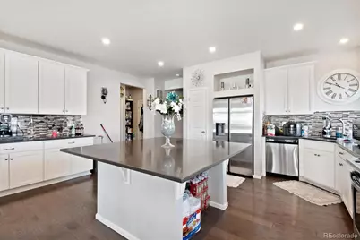 10294 Yampa Street, Commerce City, CO 80022 - Photo 6