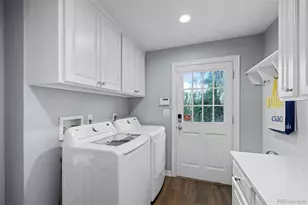 1085 S Vine St, Denver, CO 80209 - Photo 28