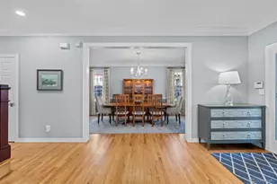 1085 S Vine St, Denver, CO 80209 - Photo 12