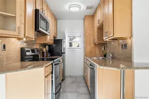 1051 Independence St, Lakewood, CO 80215 - Photo 40