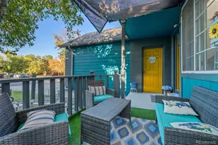 1869 Fraser Ct, Aurora, CO 80011 - Photo 2
