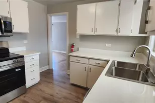 2840 Holly St, Denver, CO 80207 - Photo 2