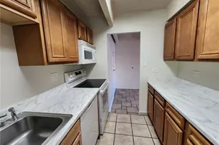 8060 E Girard Ave, Denver, CO 80231 - Photo 4