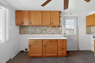 2604 E 6th St, Pueblo, CO 81001 - Photo 10