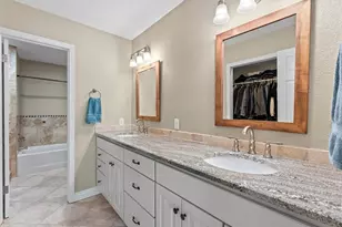 7109 S Poplar Ln, Centennial, CO 80112 - Photo 30