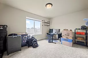 5545 Drake Way, Longmont, CO 80504 - Photo 24