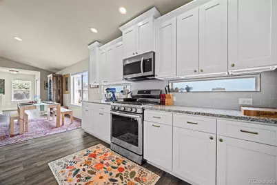 5545 Drake Way, Longmont, CO 80504 - Photo 16
