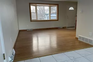 3062 S Florence Ct, Denver, CO 80231 - Photo 2