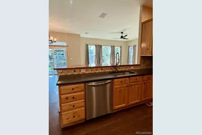 10507 Salida Street, Commerce City, CO 80022 - Photo 6