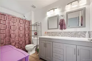 18761 E Water Dr, Aurora, CO 80013 - Photo 6