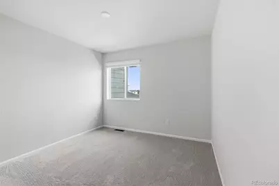 5422 N Denali Boulevard, Aurora, CO 80019 - Photo 26