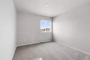 5422 N Denali Blvd, Aurora, CO 80019 - Photo 22