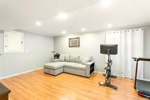 22298 E Lake Ave, Centennial, CO 80015 - Photo 24