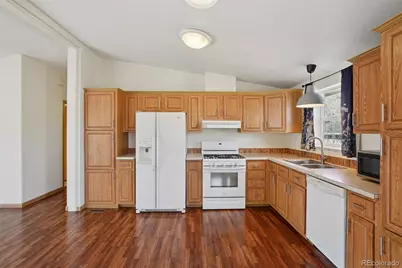 133 E Grand Avenue, Hot Sulphur Springs, CO 80451 - Photo 12