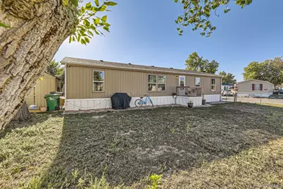17486 E Buchanan Place, Aurora, CO 80011 - Photo 10