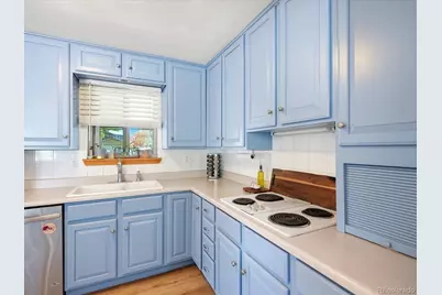 205 Tucson Street, Aurora, CO 80011 - Photo 12