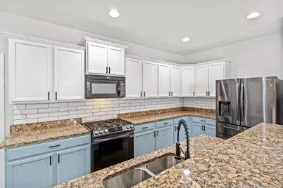 401 Vista Boulevard, Lochbuie, CO 80603 - Photo 4