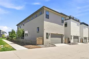 21412 E 61st Dr, Aurora, CO 80019 - Photo 30
