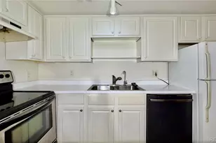 9725 E Harvard Ave, Denver, CO 80231 - Photo 4