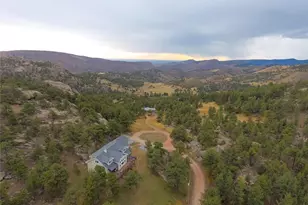 180 Valley View Ln, Lyons, CO 80540 - Photo 2