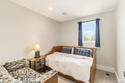 1901 S Logan Street, Denver, CO 80210 - Photo 26