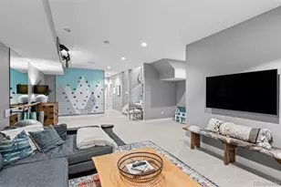 2880 Curtis Street, Denver, CO 80205 - Photo 34