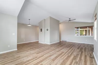 812 Brookside Drive, Longmont, CO 80504 - Photo 4