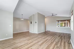 812 Brookside Dr, Longmont, CO 80504 - Photo 4