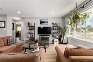 1739 Collyer St, Longmont, CO 80501 - Photo 6