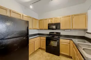 5255 Memphis Street, Denver, CO 80239 - Photo 6