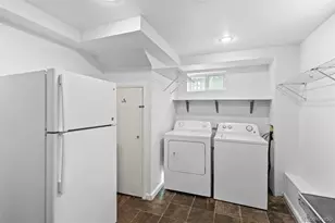 576 S Grant St, Denver, CO 80209 - Photo 26
