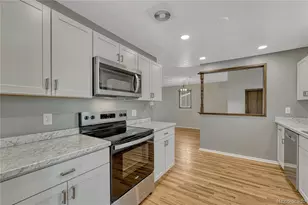 408 Scranton St, Aurora, CO 80011 - Photo 8