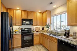 1226 S Quintero Ct, Aurora, CO 80017 - Photo 10