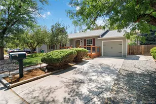 2005 S Ivory Way, Aurora, CO 80013 - Photo 2