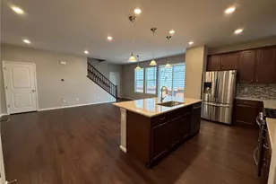 9327 E 60th Ave, Denver, CO 80238 - Photo 4